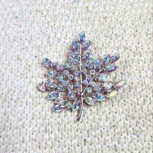 Vintage B. Davis brooch